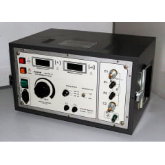 MOD 2202-M - Micro-ohmímetro digital (200 A)